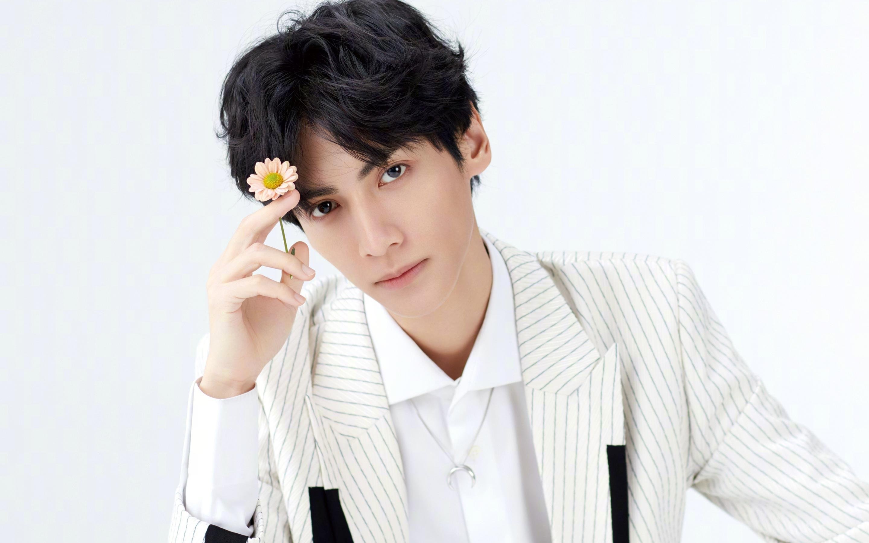 阿森纳领跑积分榜,追逐赛季第一,阿森纳晋级