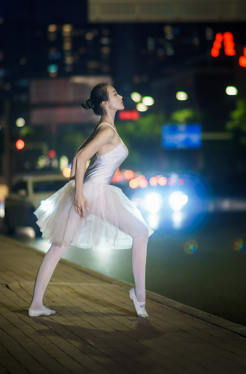 世界青少年马拉松激励青年勇攀高峰，青少年创客马拉松