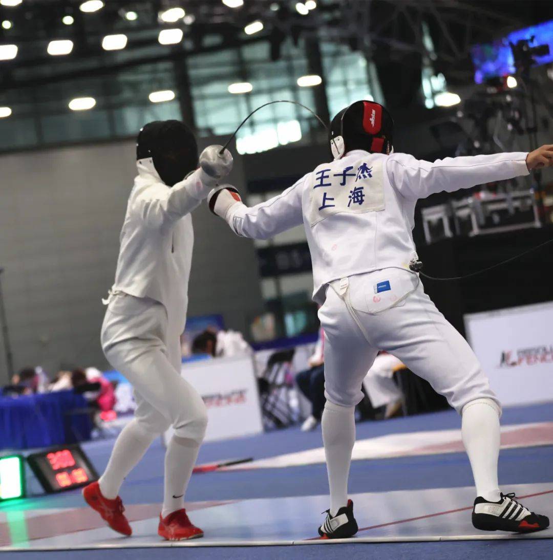 关于2023年国际击剑锦标赛：剑术与智慧的较量的信息