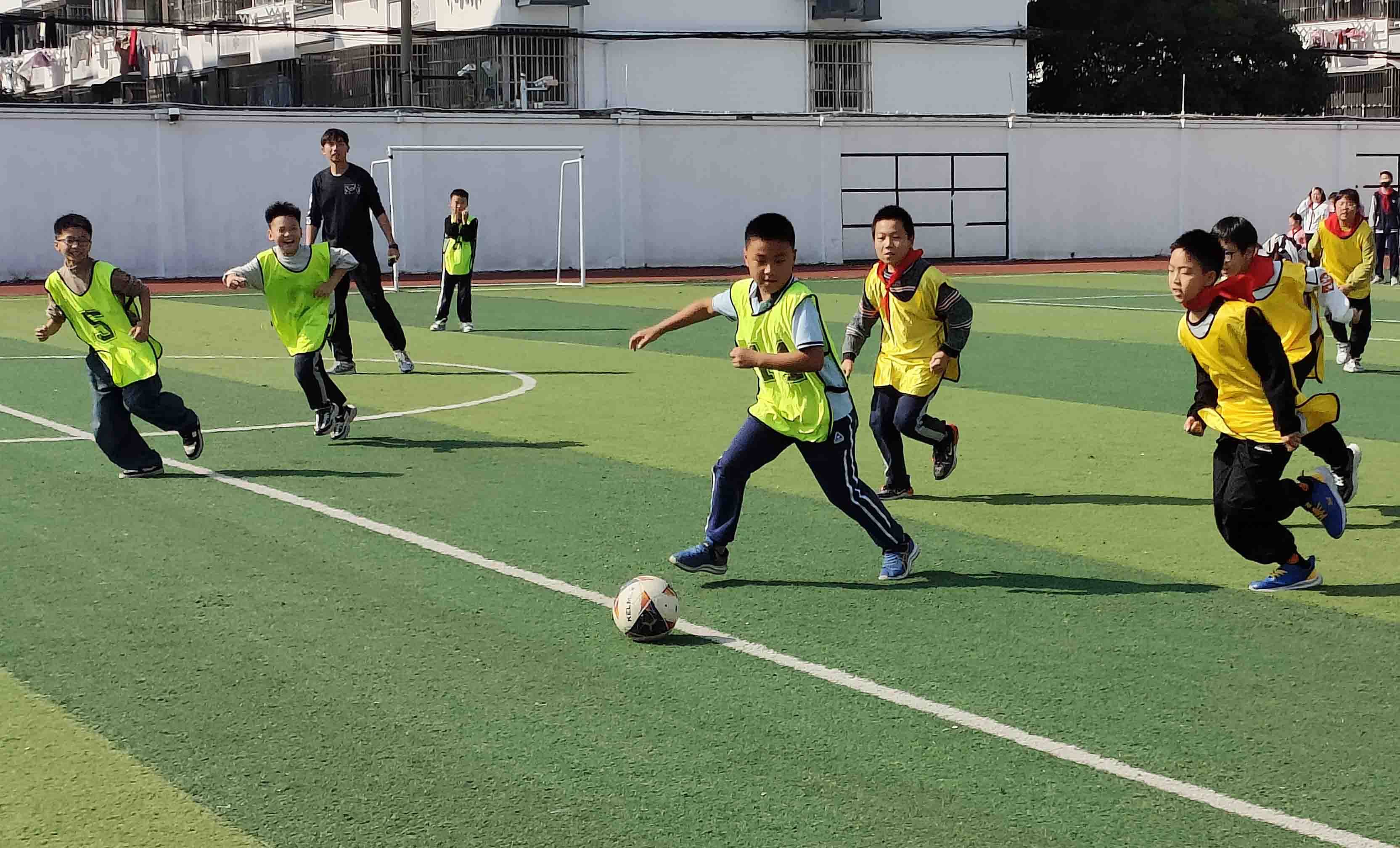 包含各国青少年足球推动的市场机会与前景的词条 包含各国青少年足球推动的市场机会与前景的词条
