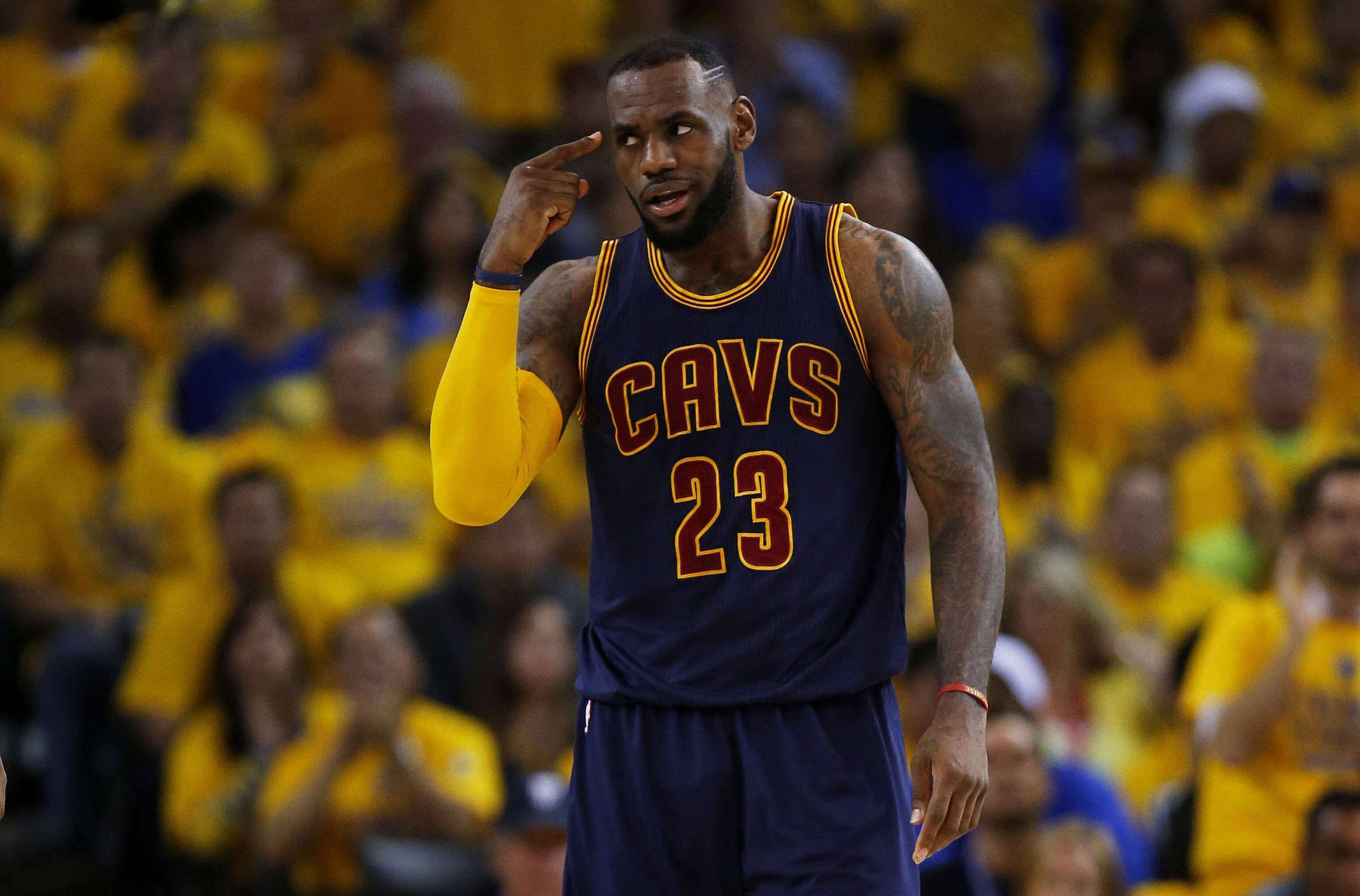 詹姆斯再次崛起,冲击个人生涯第5冠 詹姆斯再次崛起,冲击个人生涯第5冠