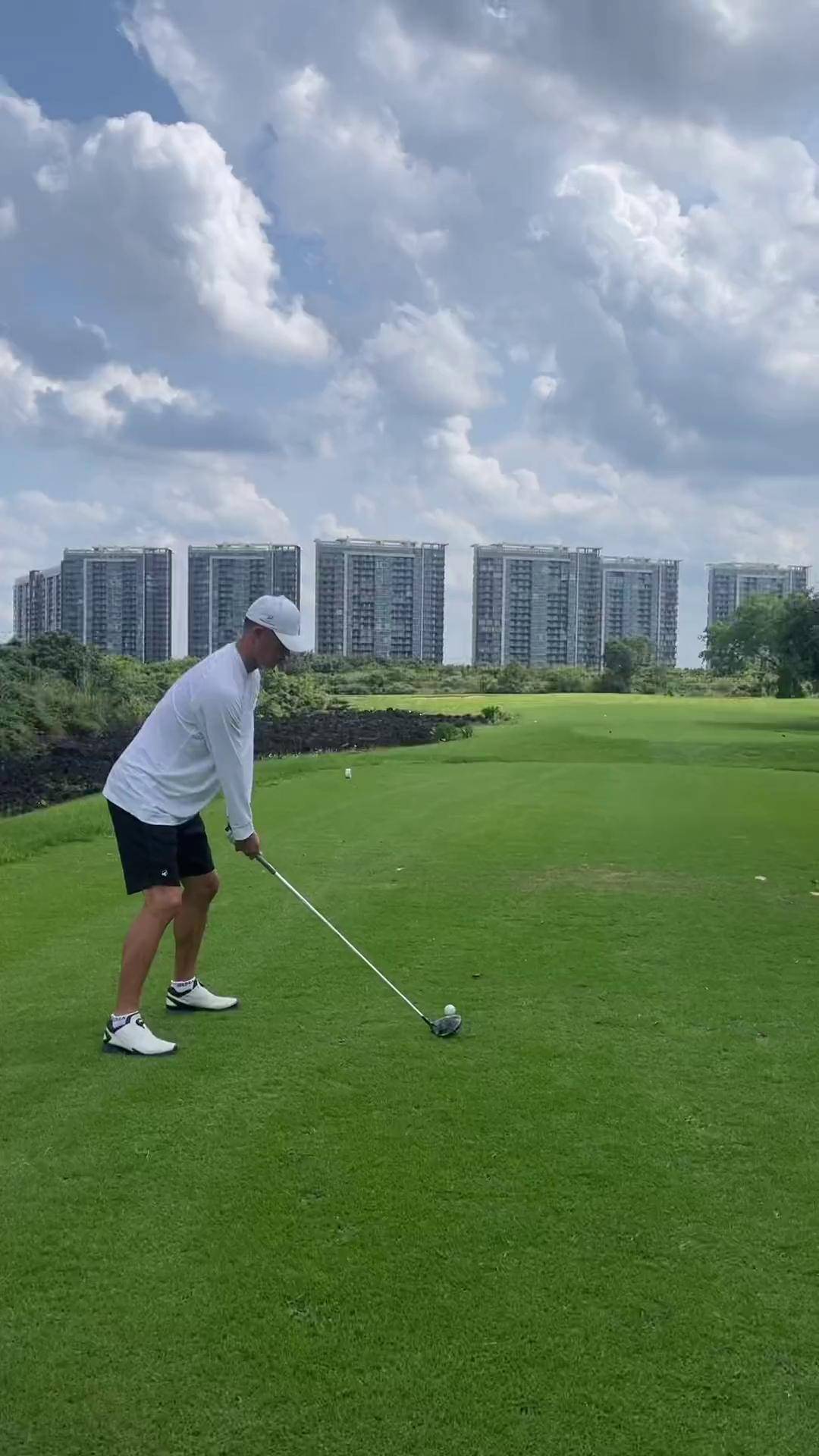 高尔夫挑战赛：挥杆之间的高峰对决的简单介绍