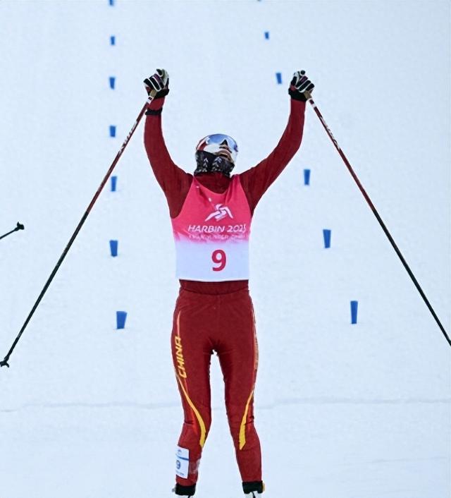 关于越野滑雪团体赛：共同努力的速度较量的信息